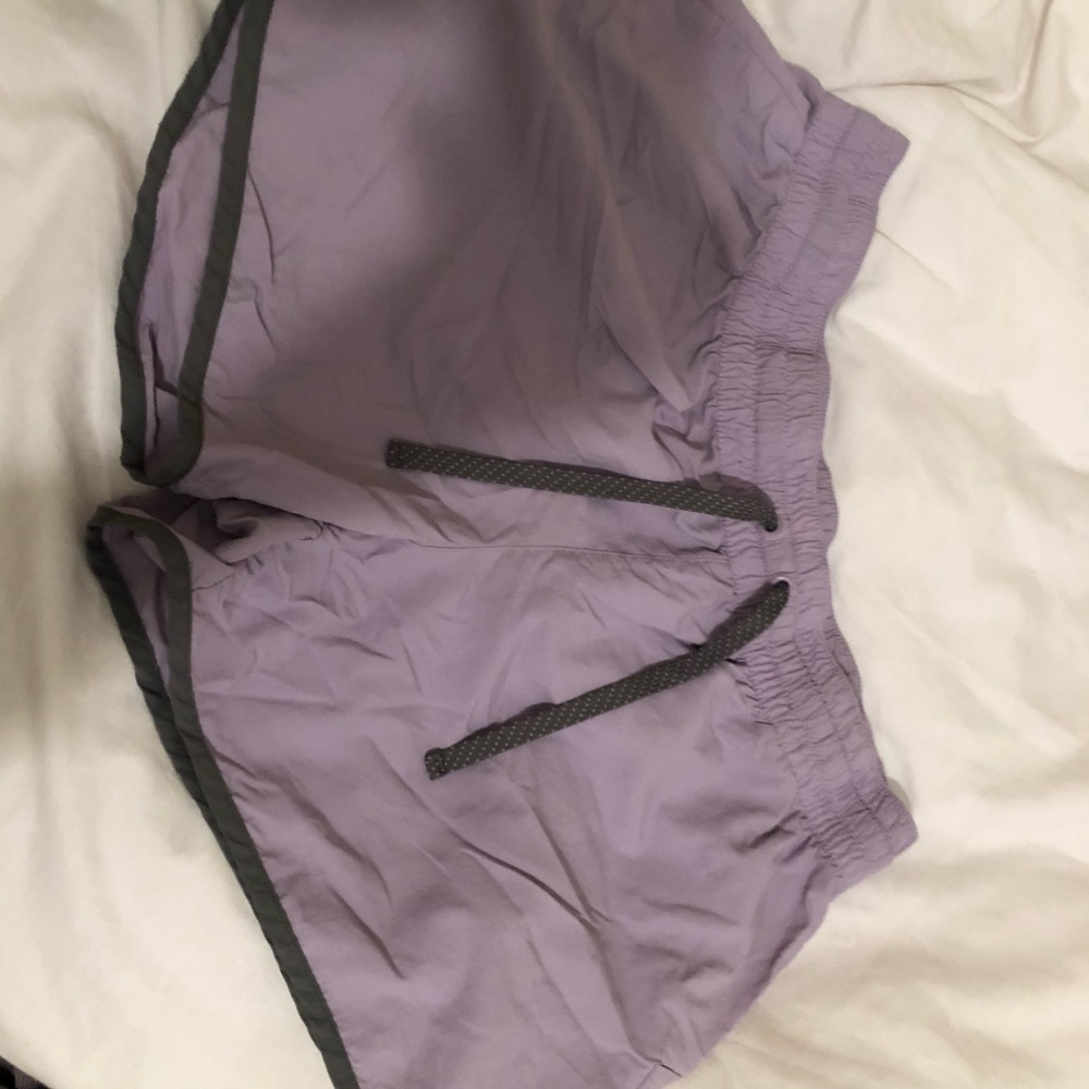 Large shorts Columbia! Quick dry and key pocket - Picture 2 of 3
